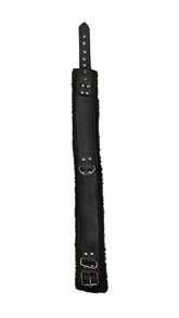 Itspleazure's Black Collar with faux leather exterior and soft faux fur lining